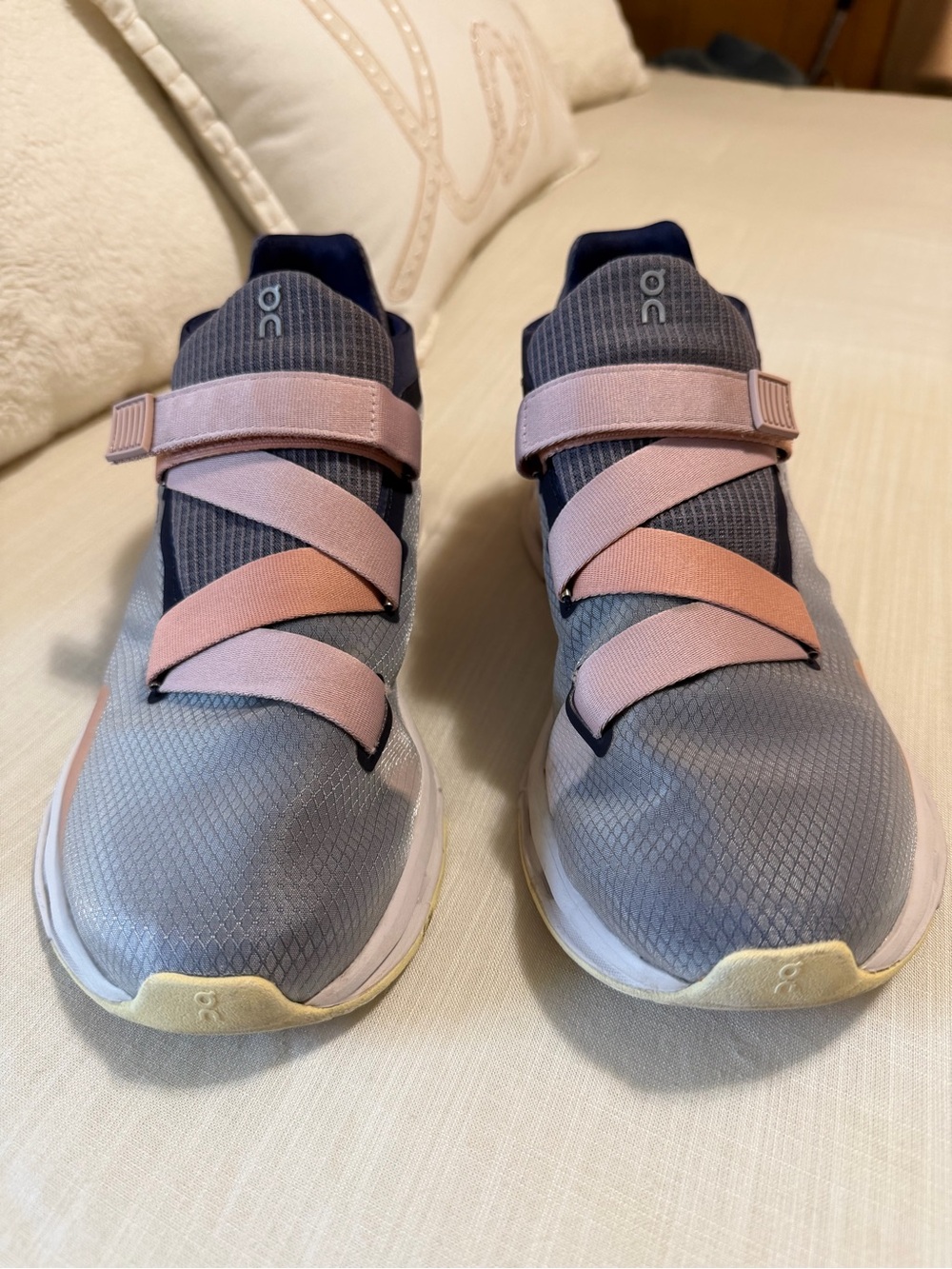 On Cloudnova Wrap Woman’s size 10 Quicksilver / Flame Colorway - Picture 3 of 15